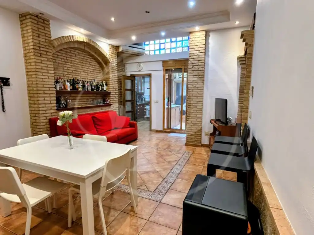 Sala d'estar de Pis en venda en Valencia amb Aire condicionat