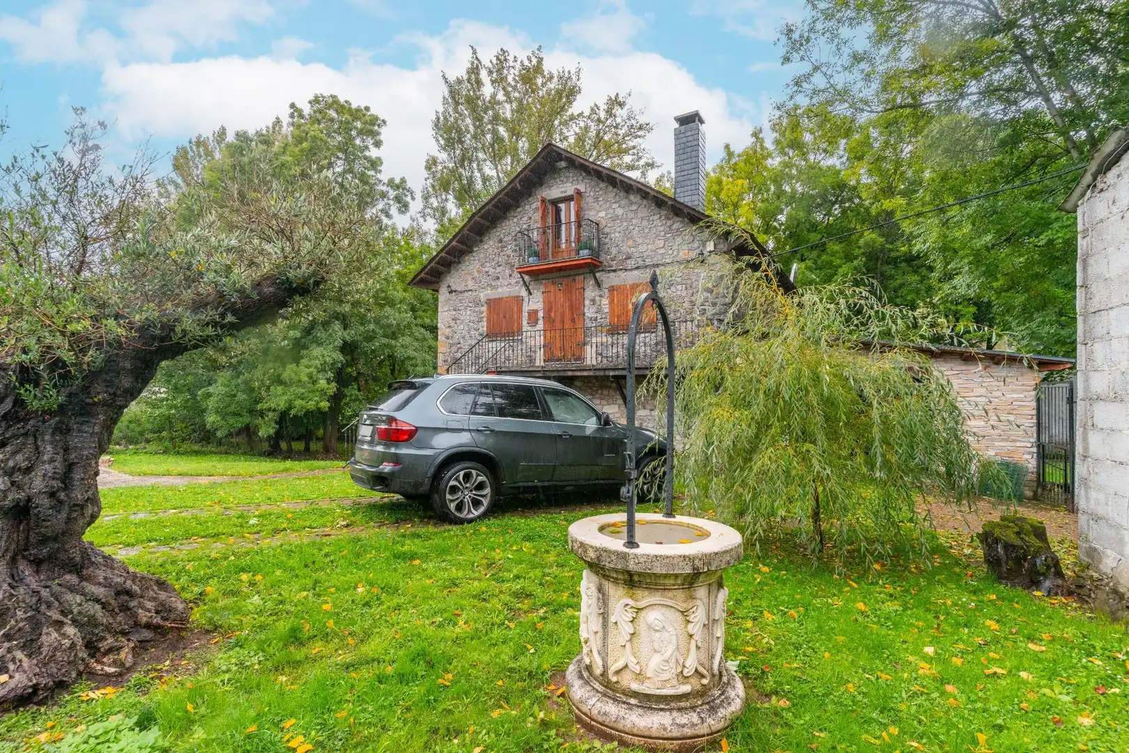 Vista exterior de Casa o chalet en venta en Cabrillanes con Calefacción, Jardín privado y Terraza