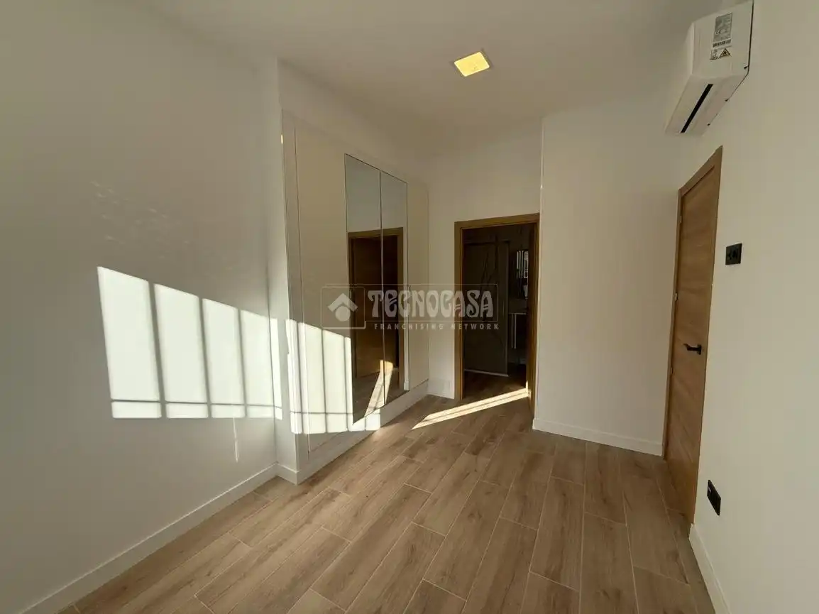 Flat for sale in El Soto - Azorín
