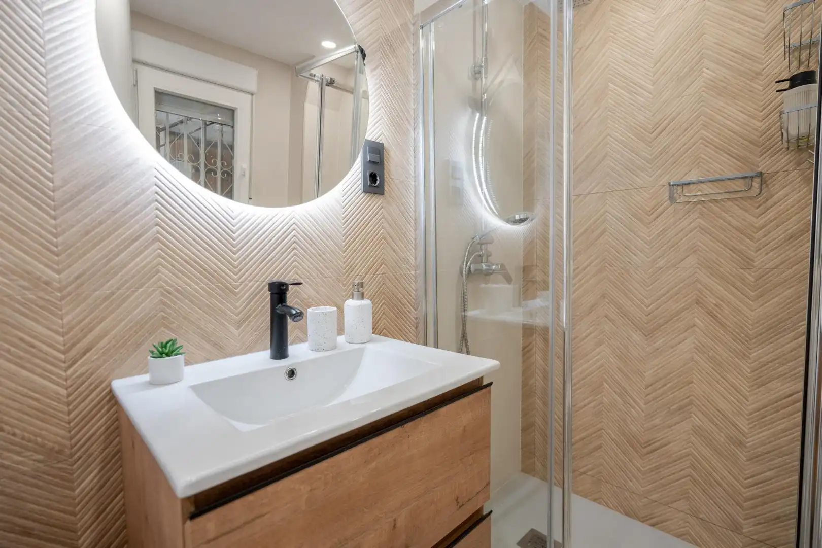 Piso en venta en Avenida Pablo Picasso, Barrio de Zaidín