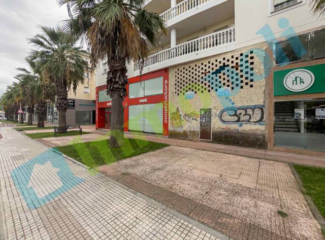 Local comercial en Venta en Avenida de Elvas en Avenida Elvas