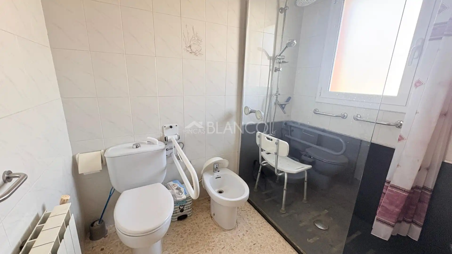 Baño de Casa o chalet en venta en Piera con Calefacción, Jardín privado y Terraza
