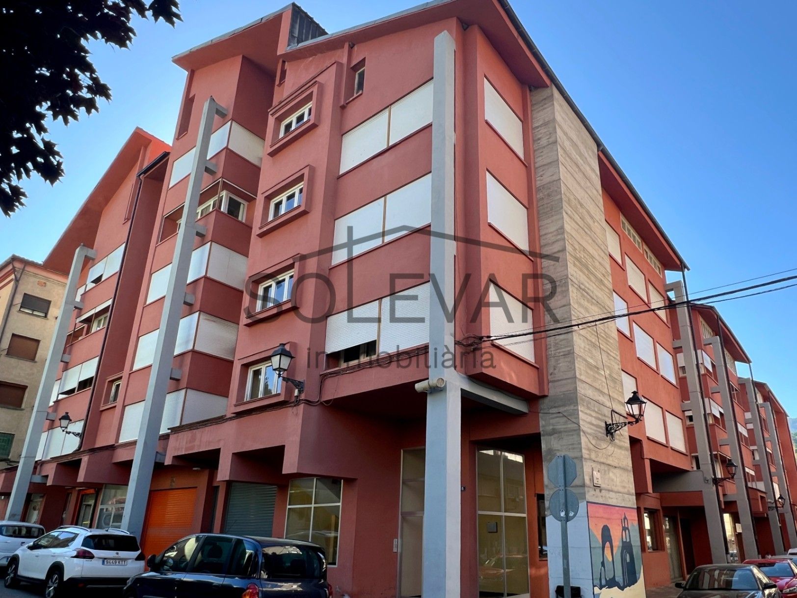 Vista exterior de Pis en venda en El Pont de Suert amb Traster