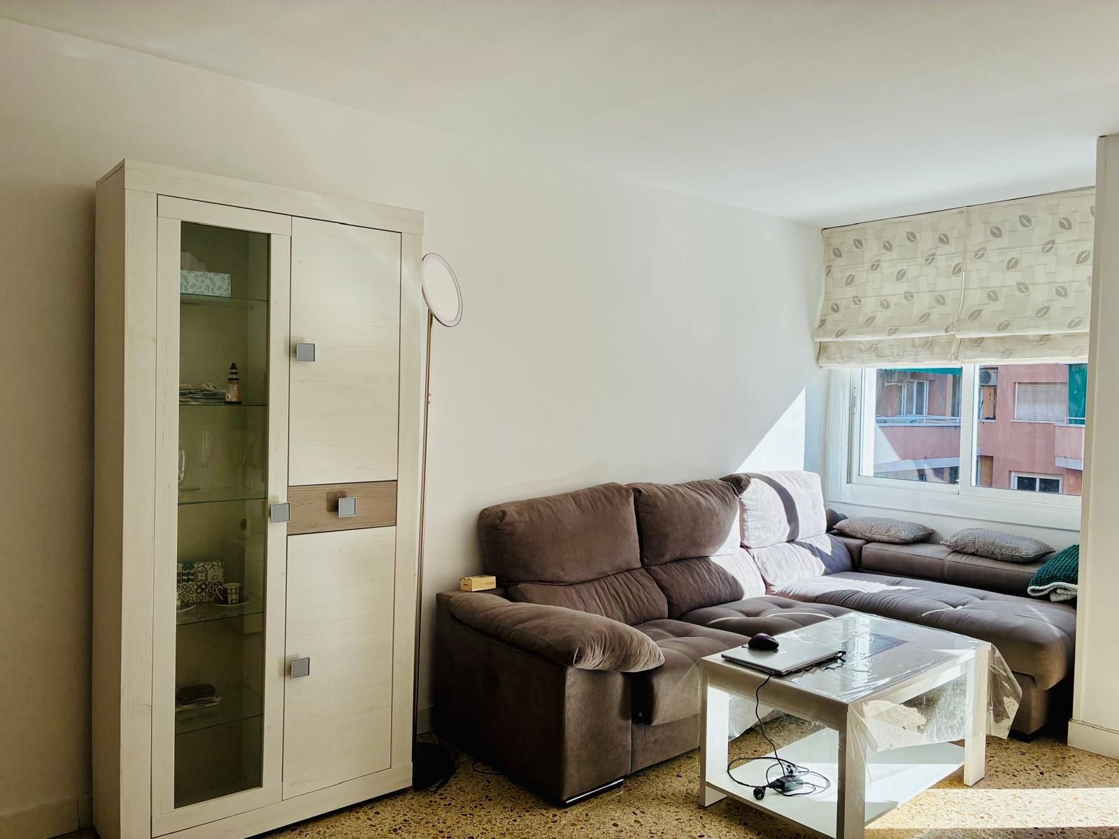 Sala d'estar de Pis en venda en Pineda de Mar amb Piscina i Balcó