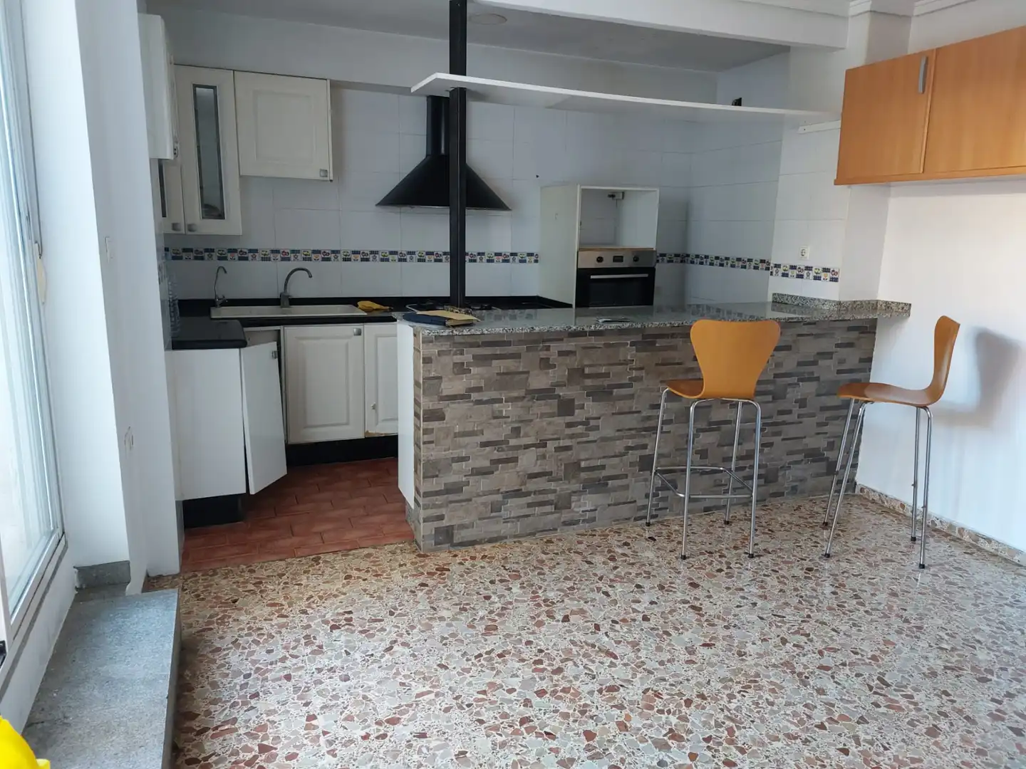 Cocina de Piso en venta en  Valencia Capital con Aire acondicionado, Terraza y Horno