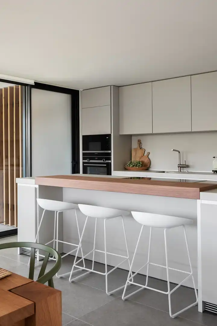 Kitchen of Apartments for sale in Sotogrande  with Air Conditioner, Private garden and Terrace