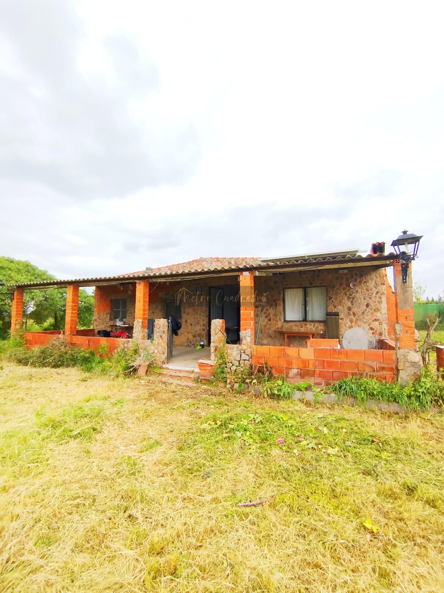 Vista exterior de Finca rústica en venda en Valverde de Mérida amb Terrassa