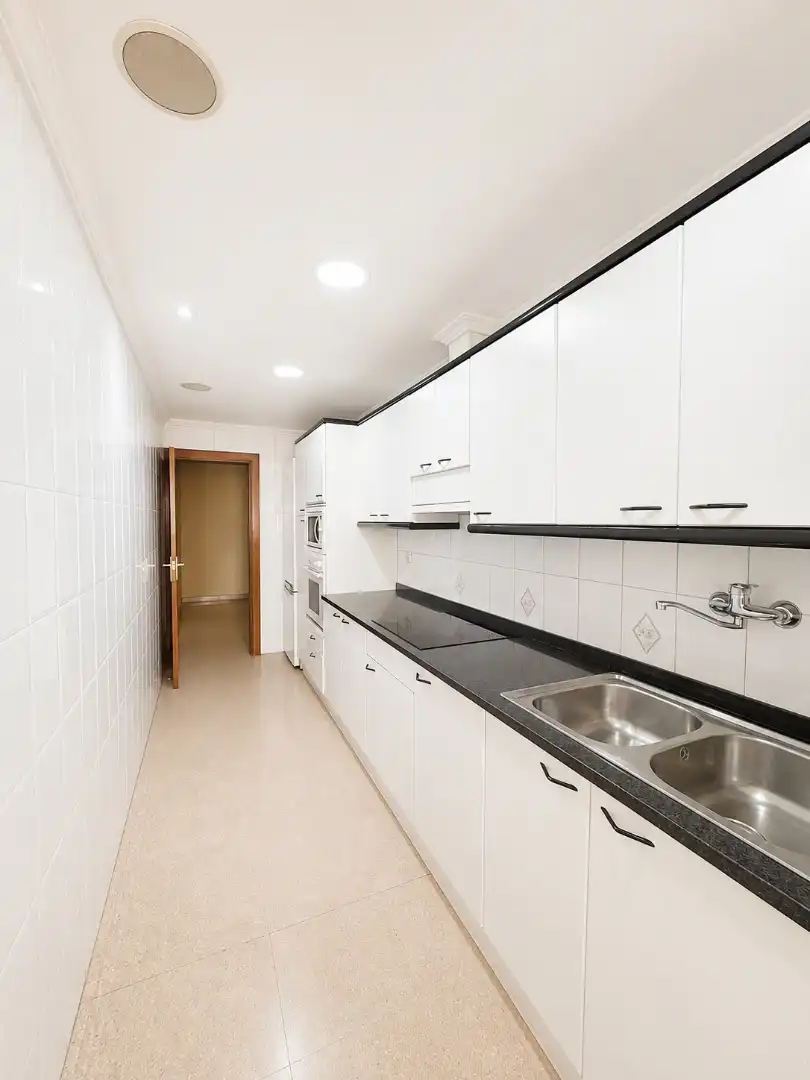 Cocina de Piso en venta en El Prat de Llobregat con Aire acondicionado, Calefacción y Horno