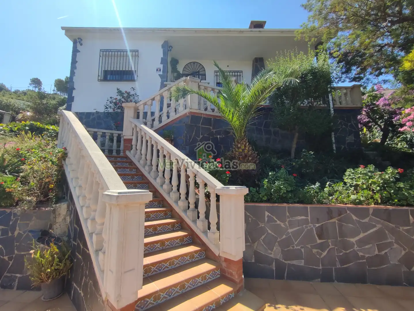 Vista exterior de Casa o chalet en venta en Vallirana con Calefacción, Jardín privado y Terraza