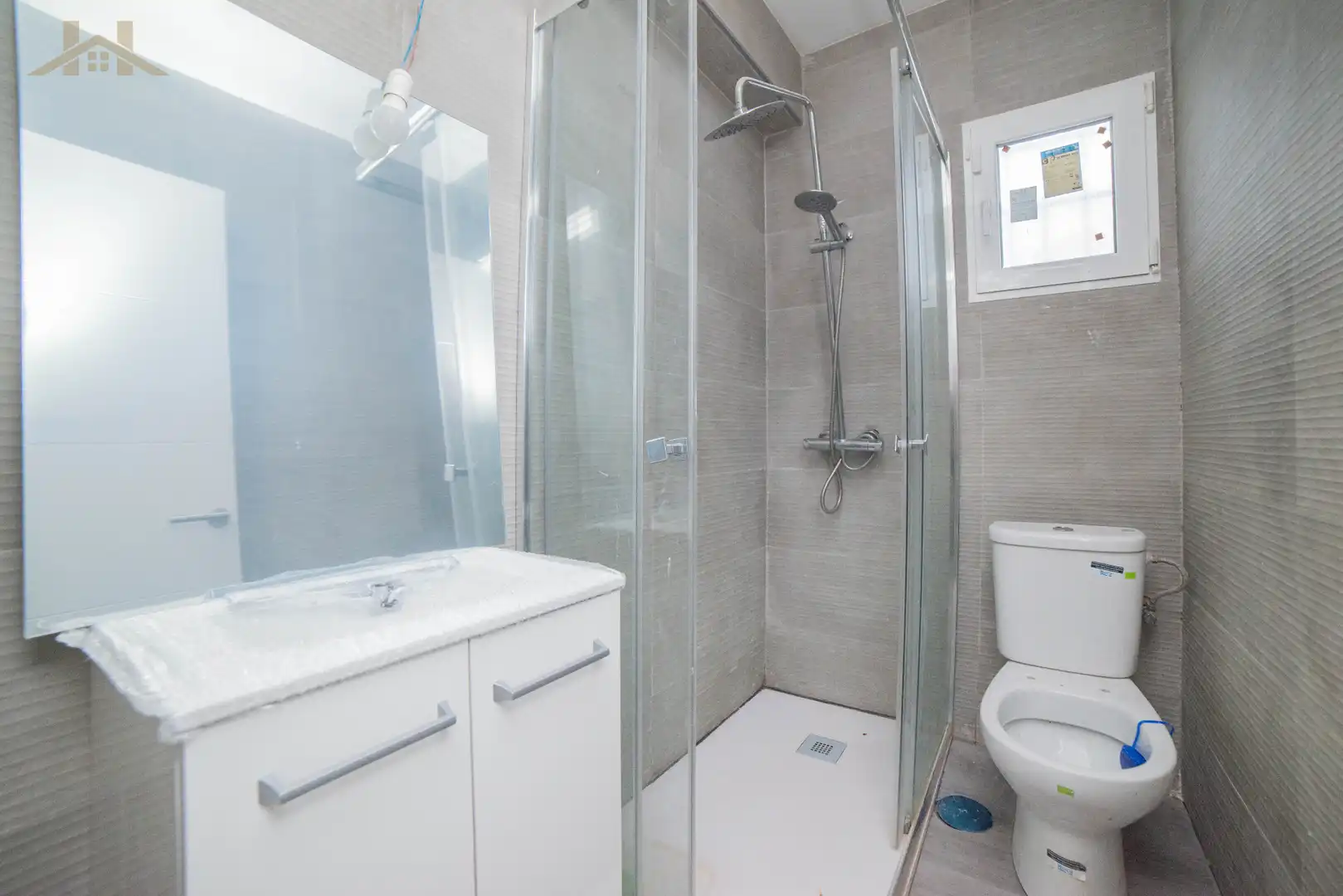 Badezimmer von Wohnung zum Verkauf in Parla