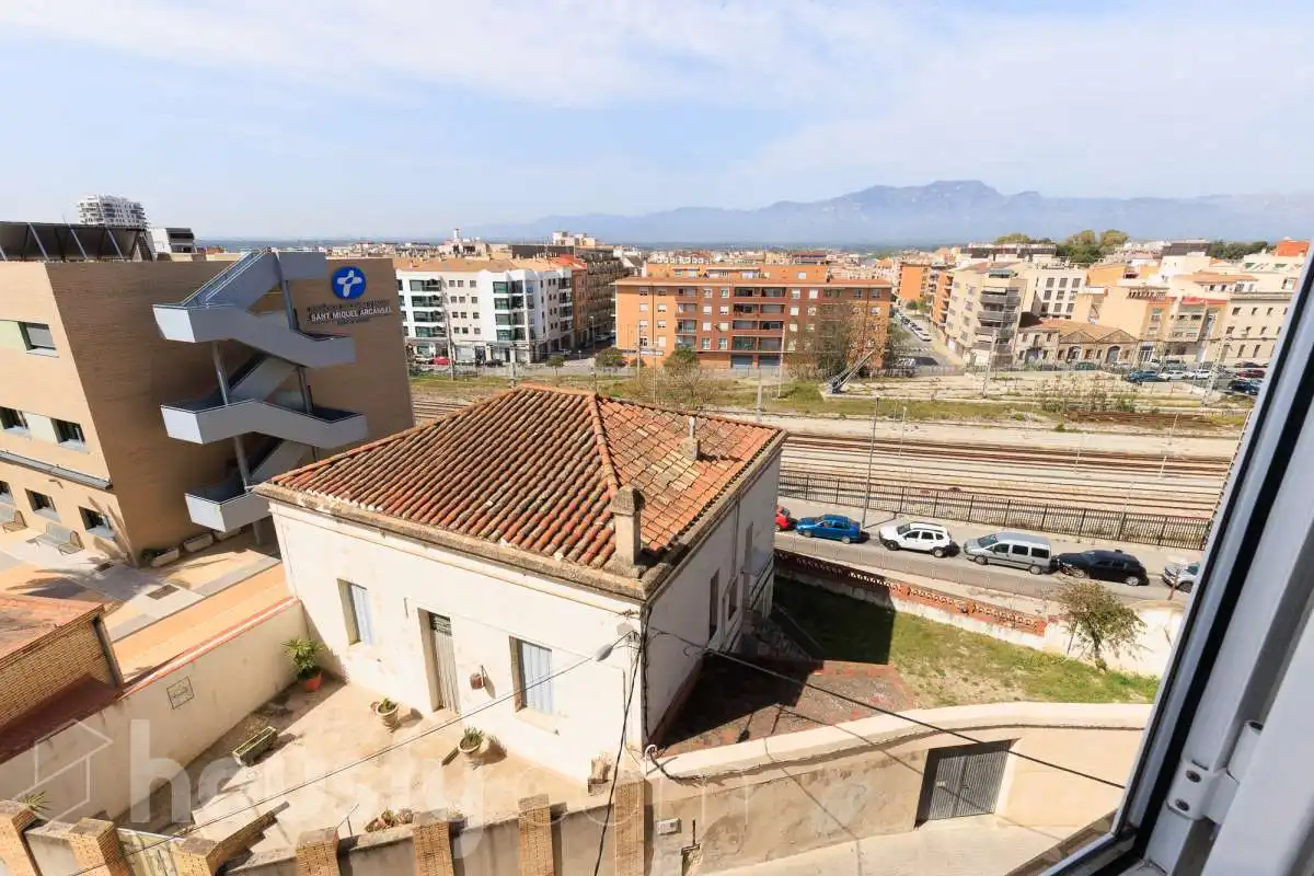 Vista exterior de Piso en venta en Tortosa con Parquet y Balcón
