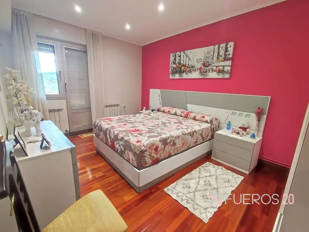 Bedroom of Flat for sale in Rontegui - Pormetxeta
