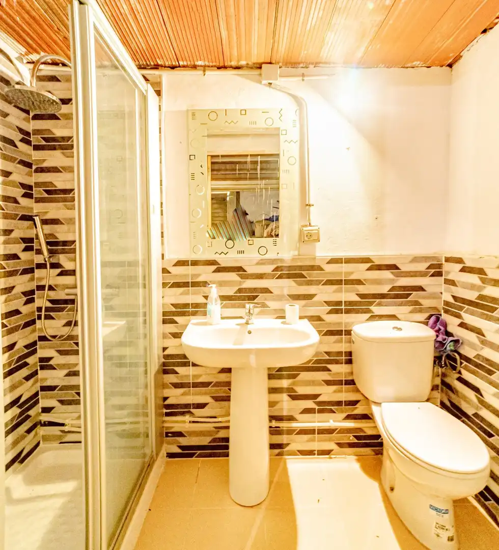 Bathroom of Houses for sale in Relleu  with Private garden