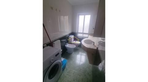 Photo 3 of Flat to rent in Calle Lazarillo del Tormes, Chinchibarra, Salamanca Capital