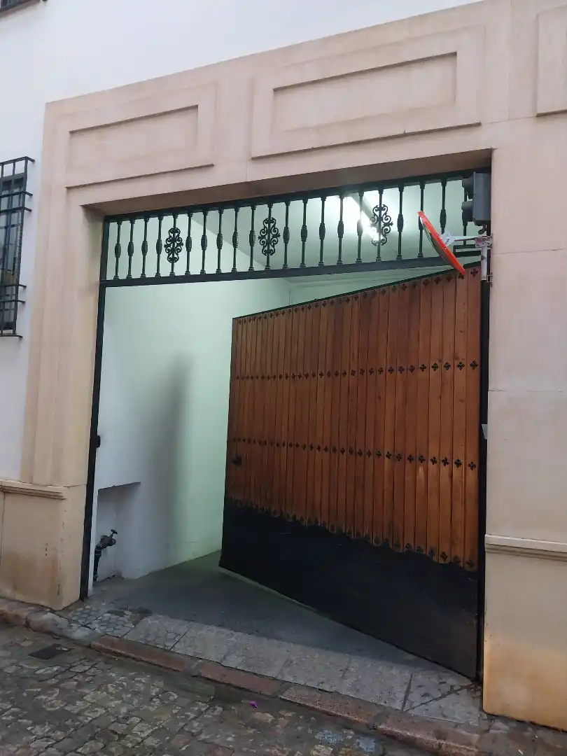 Wohnung zum Verkauf in Córdoba mit Klimaanlage und Möbliert