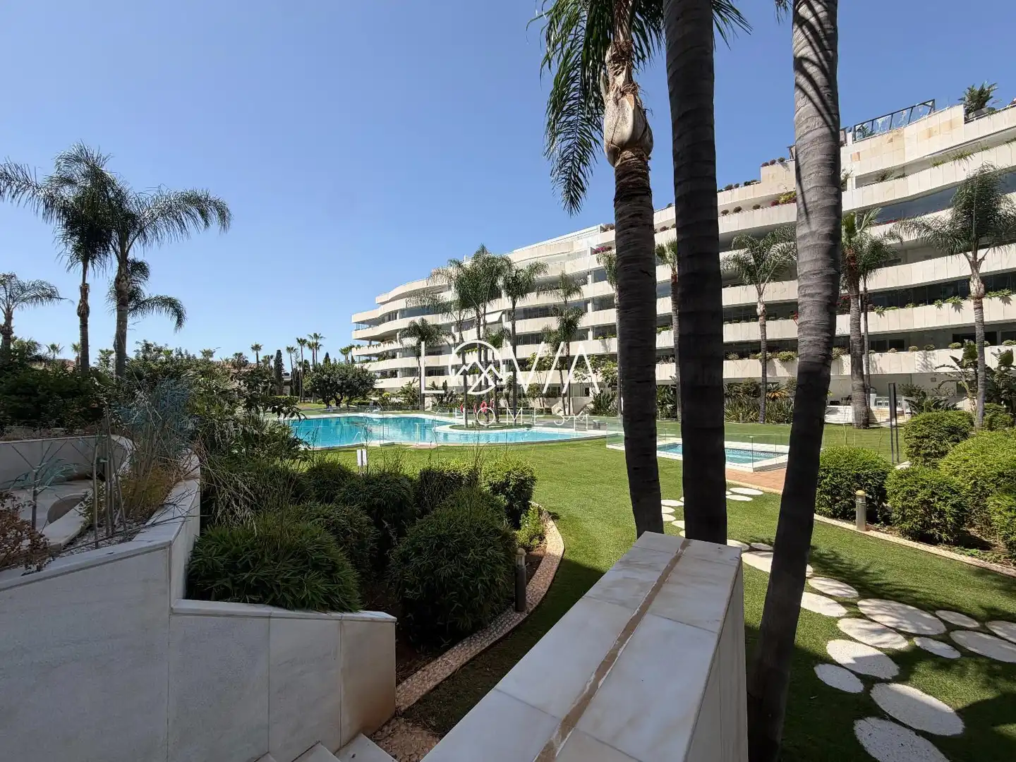 Jardí de Pis en venda en Marbella amb Terrassa, Traster i Piscina