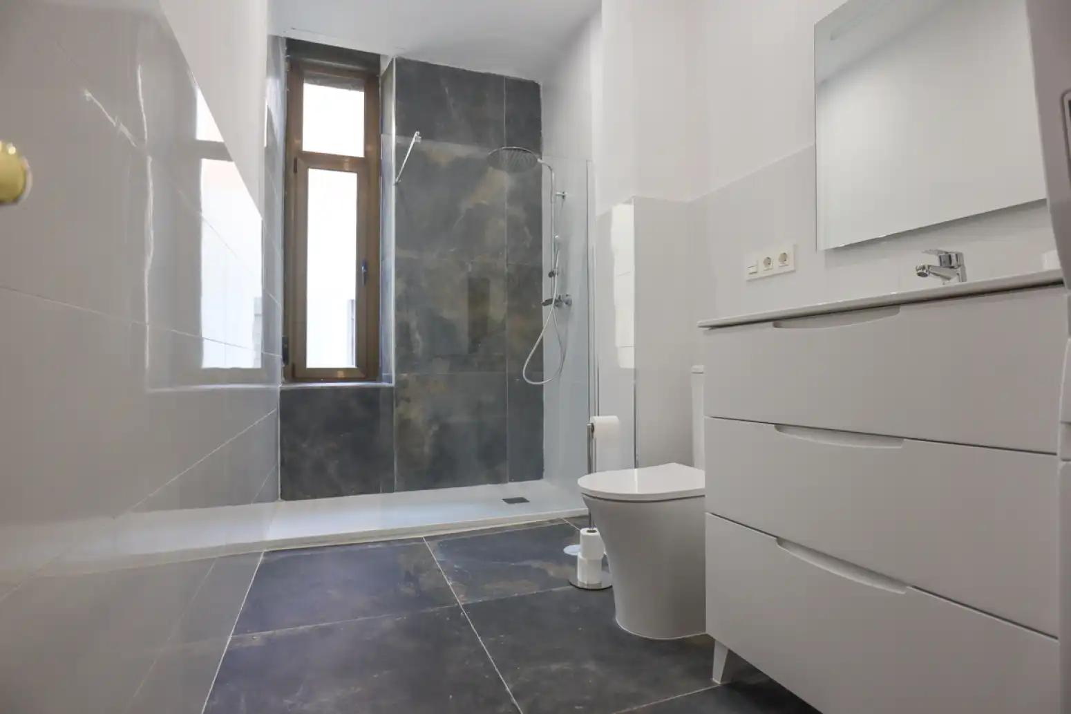 Piso de alquiler en Oviedo - Plaza Santullano, 17, Milán - Pumarín