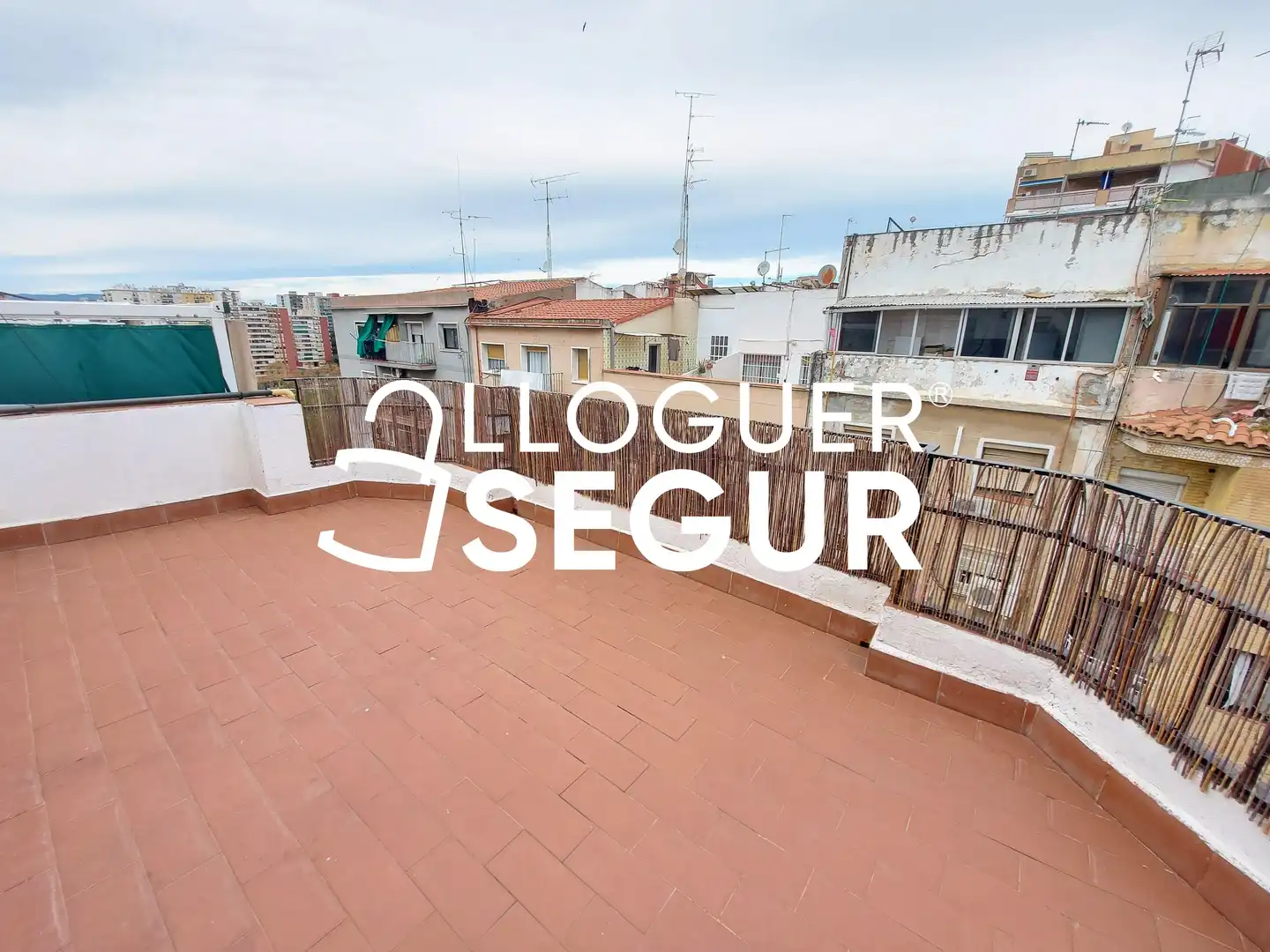 Attic for rent in Pins Dels, Les Planes