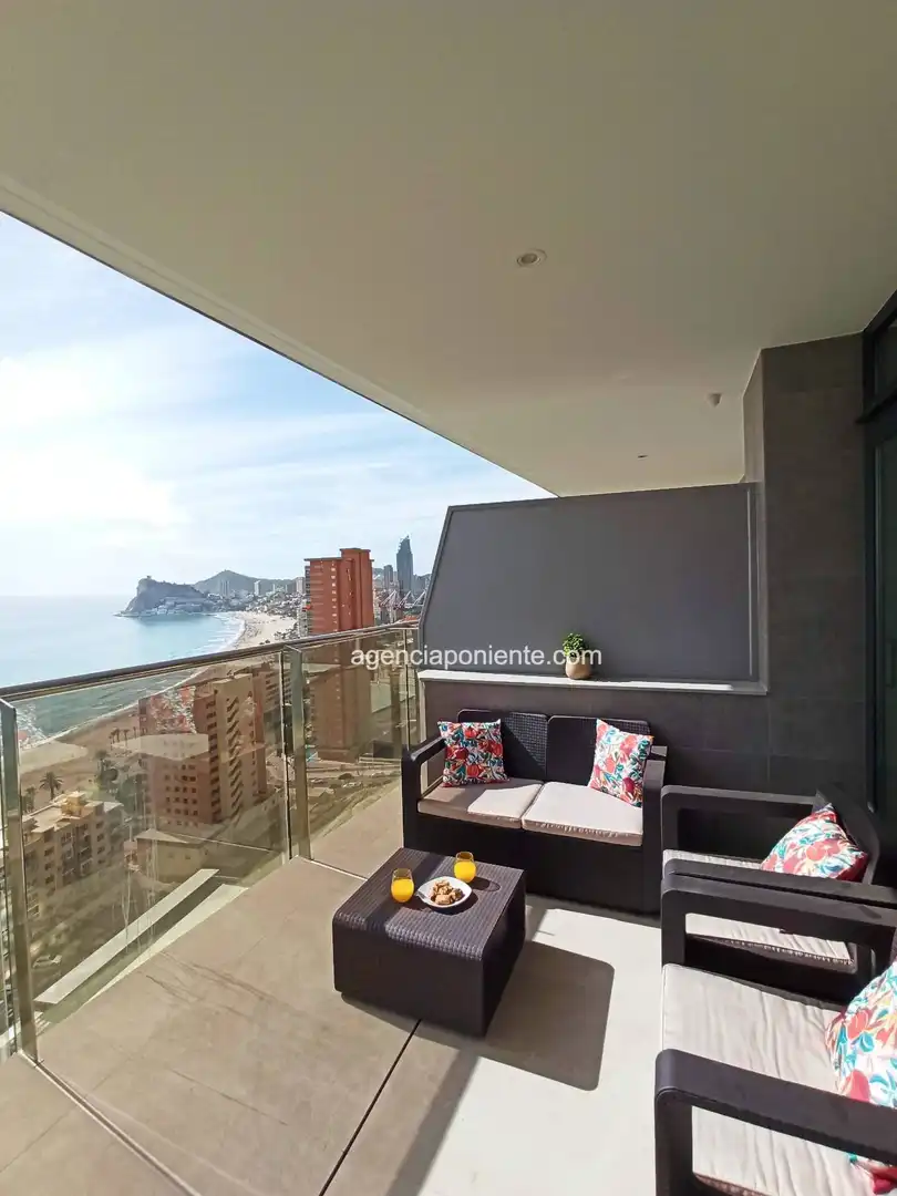 Terraza de Piso de alquiler en Benidorm con Aire acondicionado, Calefacción y Terraza
