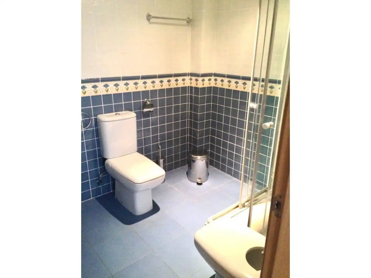 Bathroom of Flat for sale in Isla Cristina  with Air Conditioner, Terrace and Storage room