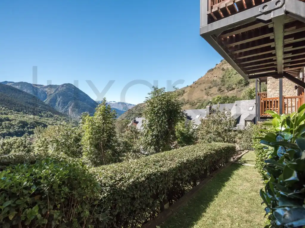 Terraza de Casa o chalet en venta en Naut Aran