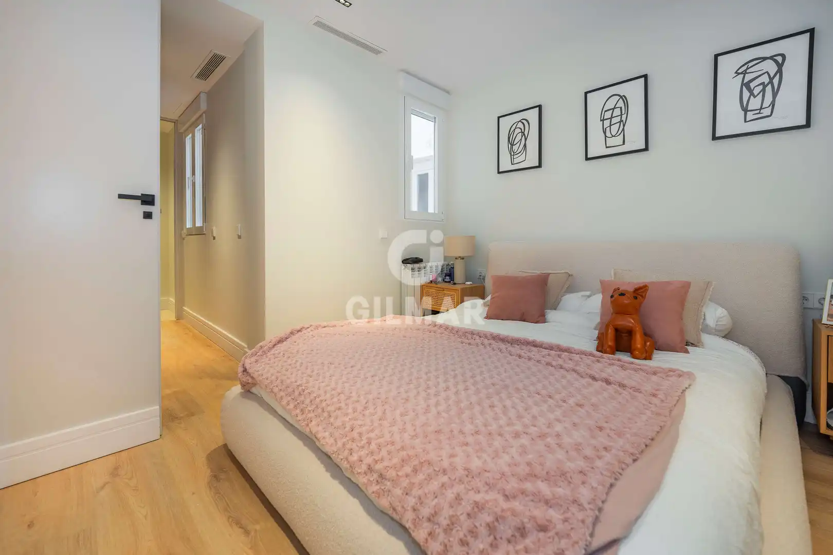 Habitación de Piso en venta en Madrid con Calefacción