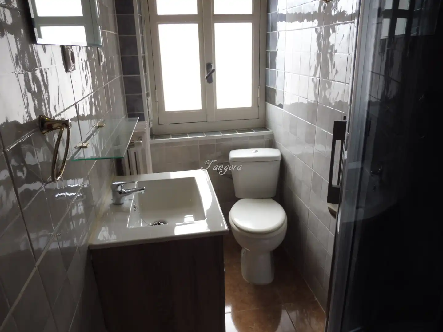 Baño de Piso de alquiler en Getxo  con Calefacción, Parquet y Horno