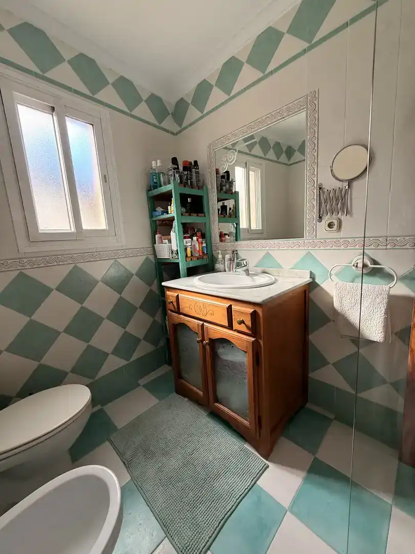 Baño de Casa adosada en venta en Coín con Aire acondicionado, Trastero y Balcón