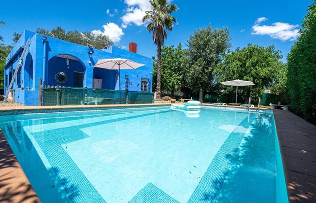 Casa-chalet en Venta en  DISEMINADOS en Marchena