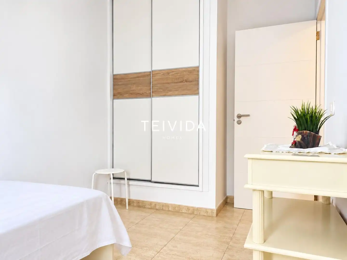 Penthouse with terrace to rent in Castillo, imagen 11