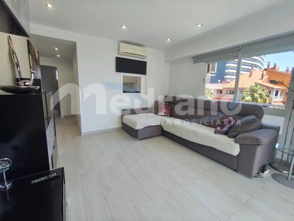 Sala de estar de Apartamento en venta en Benidorm con Aire acondicionado y Terraza