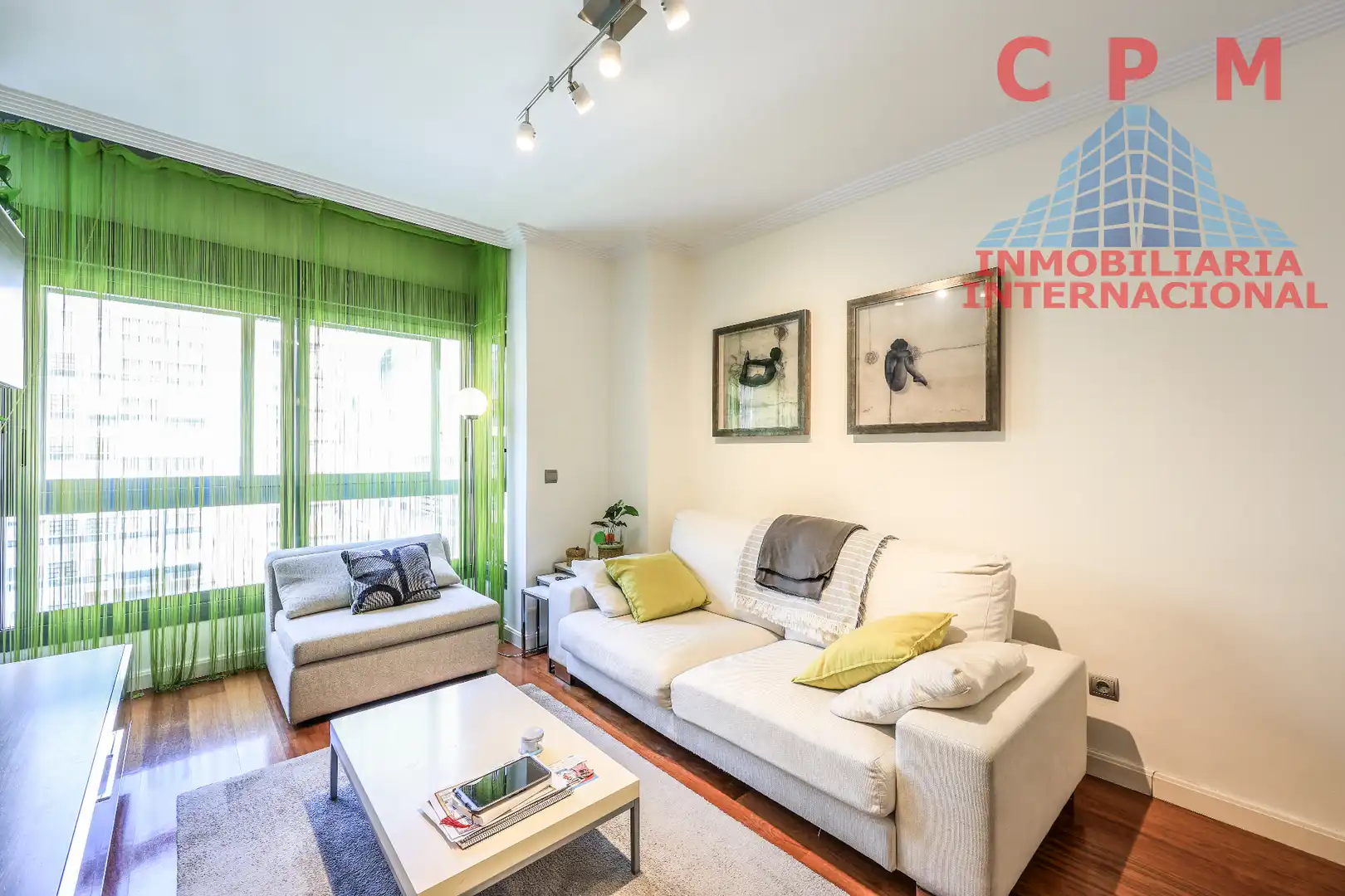 Wohnzimmer von Wohnung zur Miete in Madrid mit Klimaanlage, Heizung und Parkett