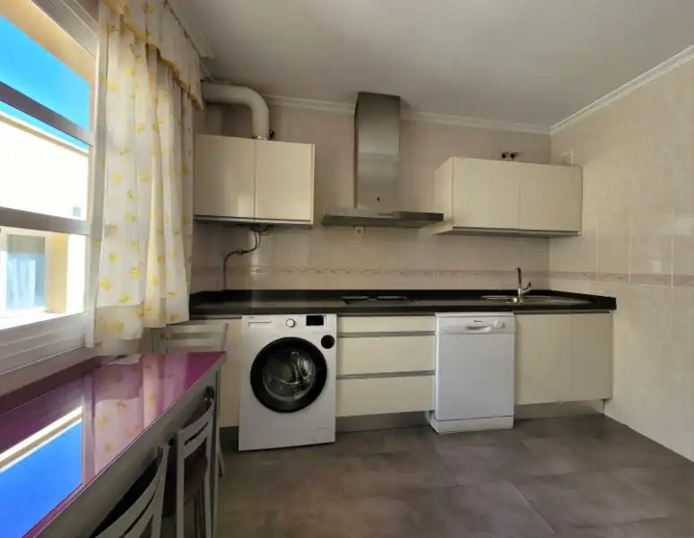 Flat for sale in Avenida de Carlos Haya, 68, La Florida - Parque Norte