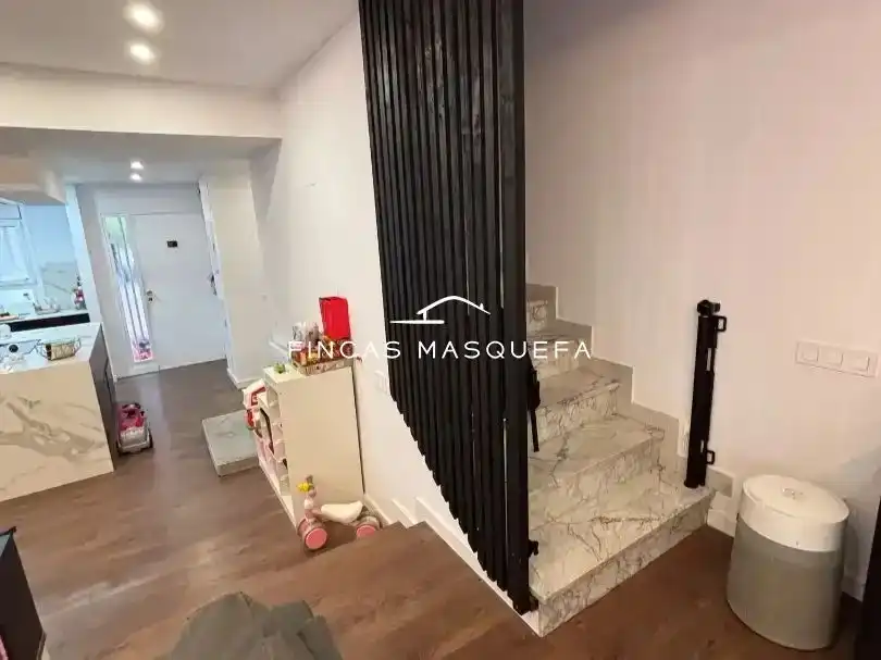 Casa a schiera in vendita a Carrer Lluís Llobregat 1, imagen 7