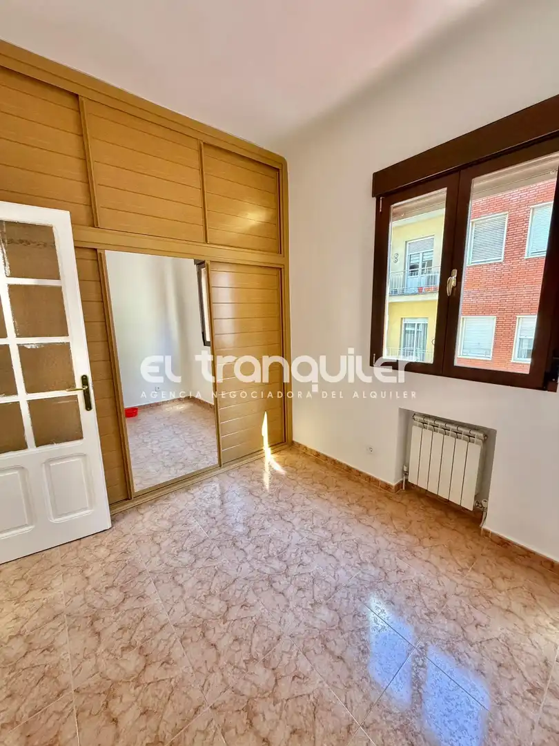Piso de alquiler en Calle Povedilla, Goya