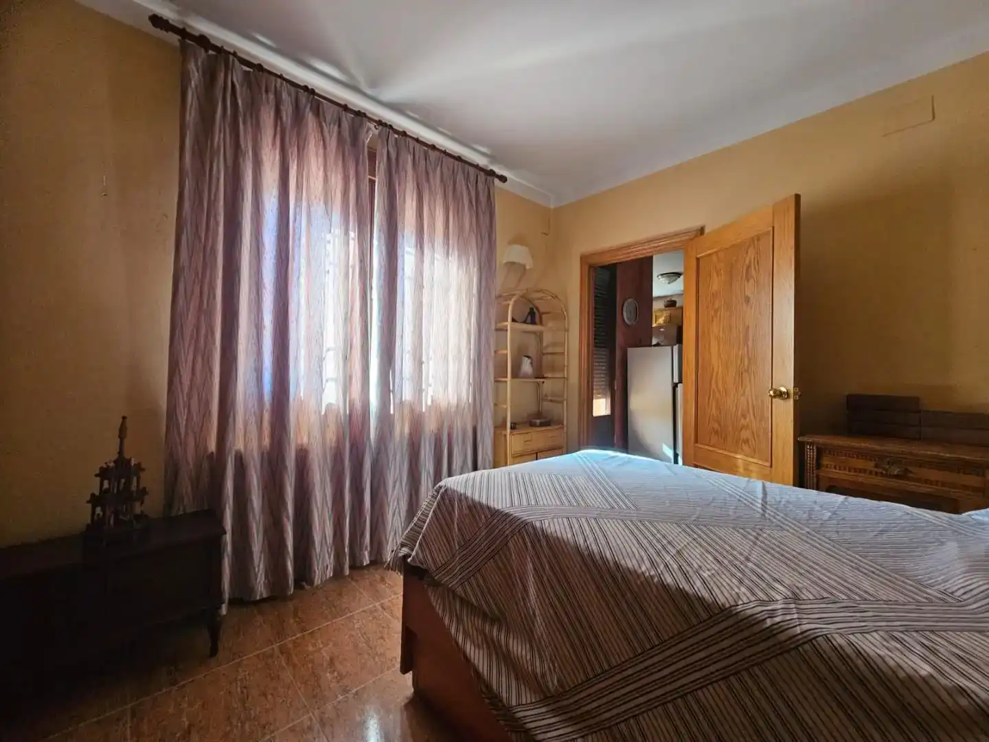 Dormitori de Casa o xalet en venda en Navahermosa amb Aire condicionat, Piscina i Balcó