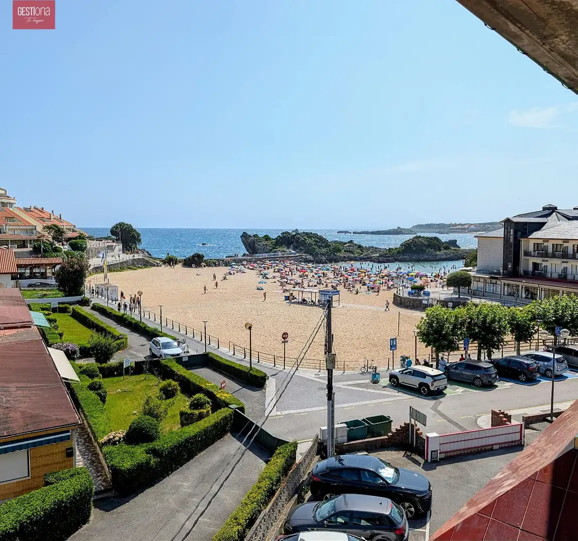 Vista exterior de Apartament en venda en Arnuero