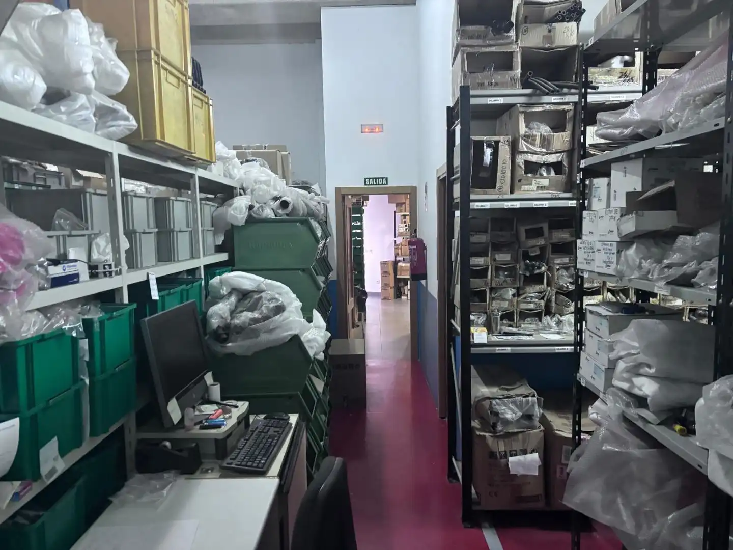 Office for sale in Alovera  with Air Conditioner, Heating and Internet