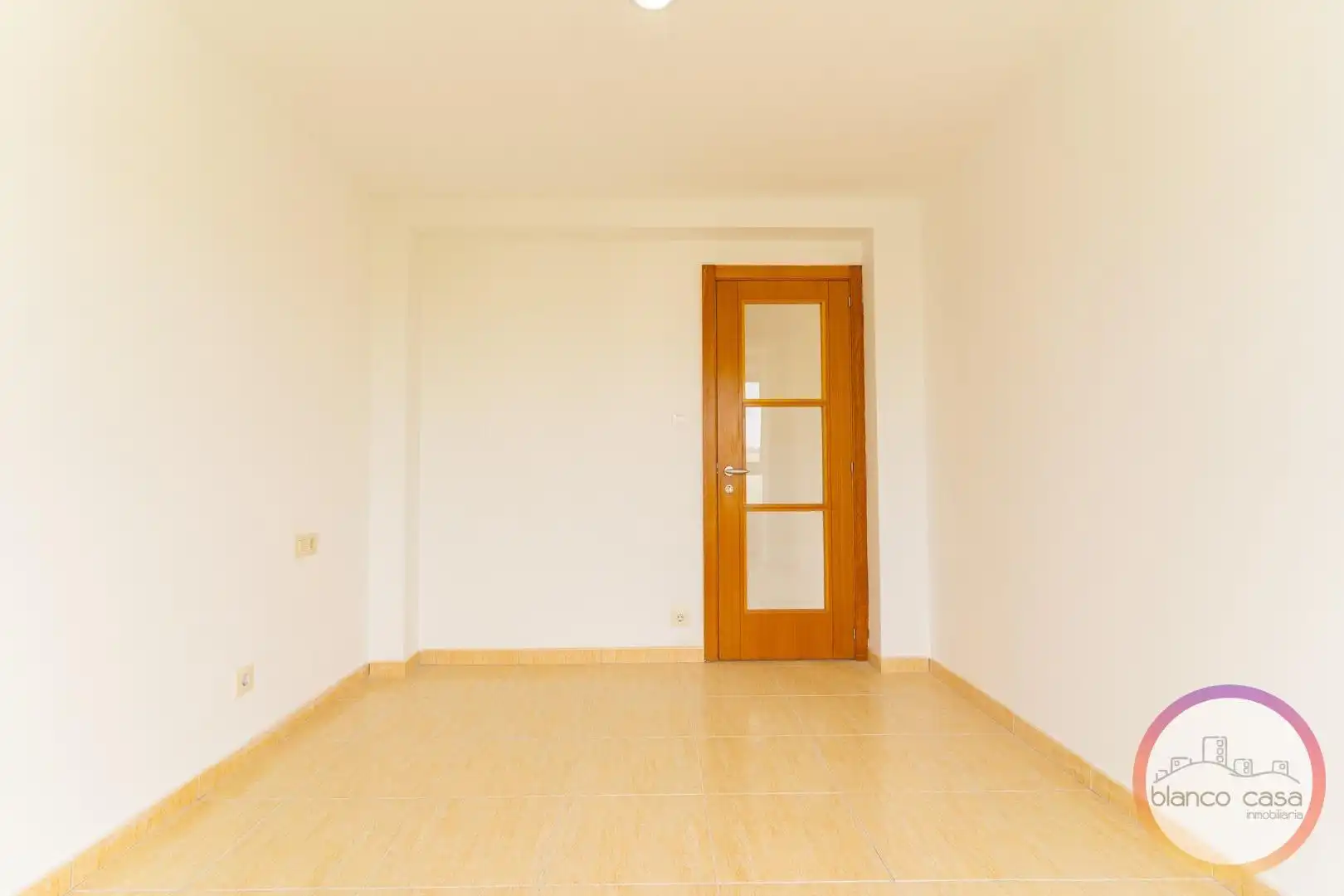 Flat for sale in Carballo