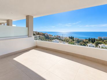 Àtic amb piscina en venda a Torrequebrada