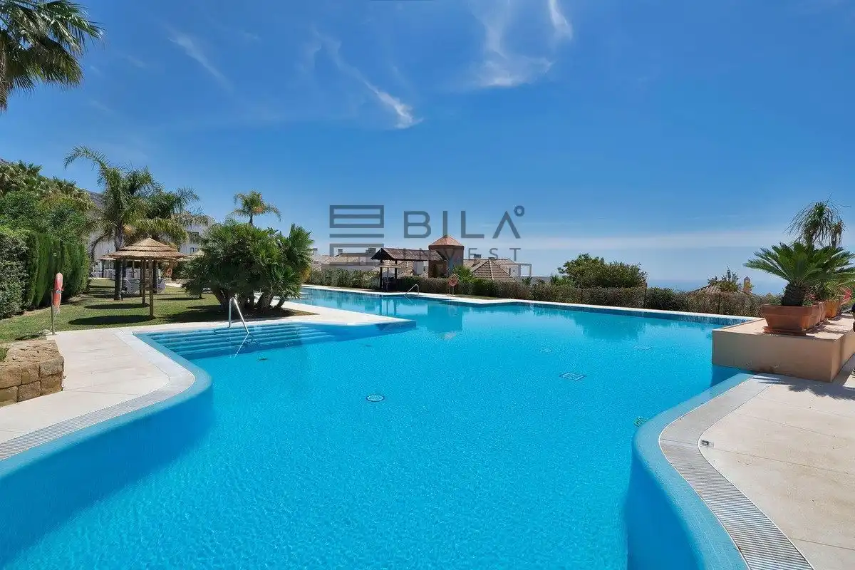 Flat with pool for sale in Bay View Homes, imagen 2