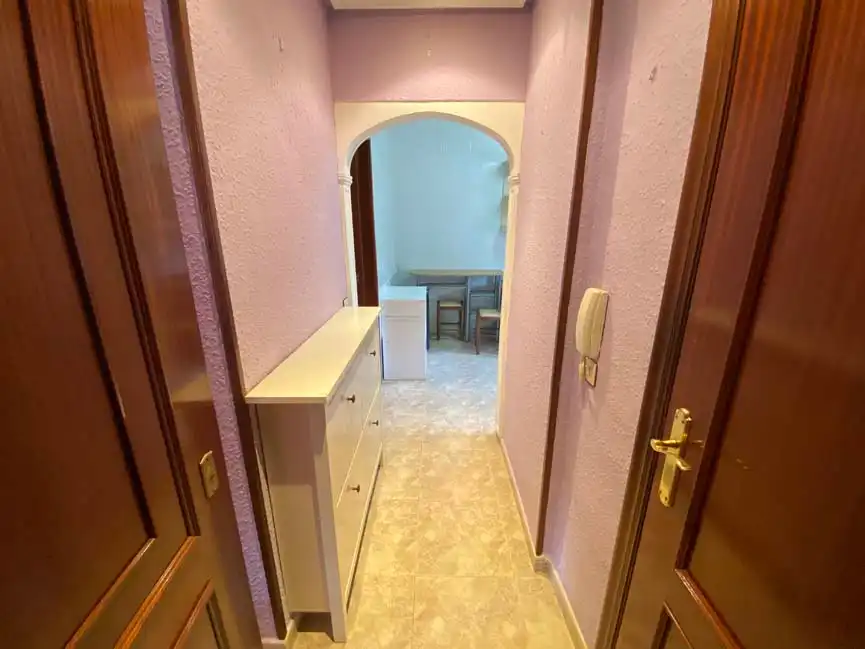 Piso de alquiler en San Martín del Rey Aurelio con Calefacción, Amueblado y Horno