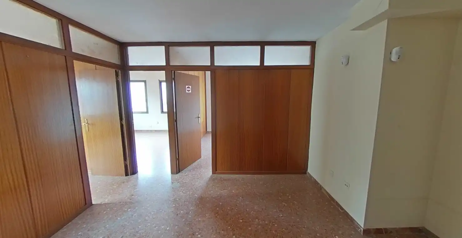 Oficina amb ascensor en venda a Carrer de Sant Roc, imagen 3