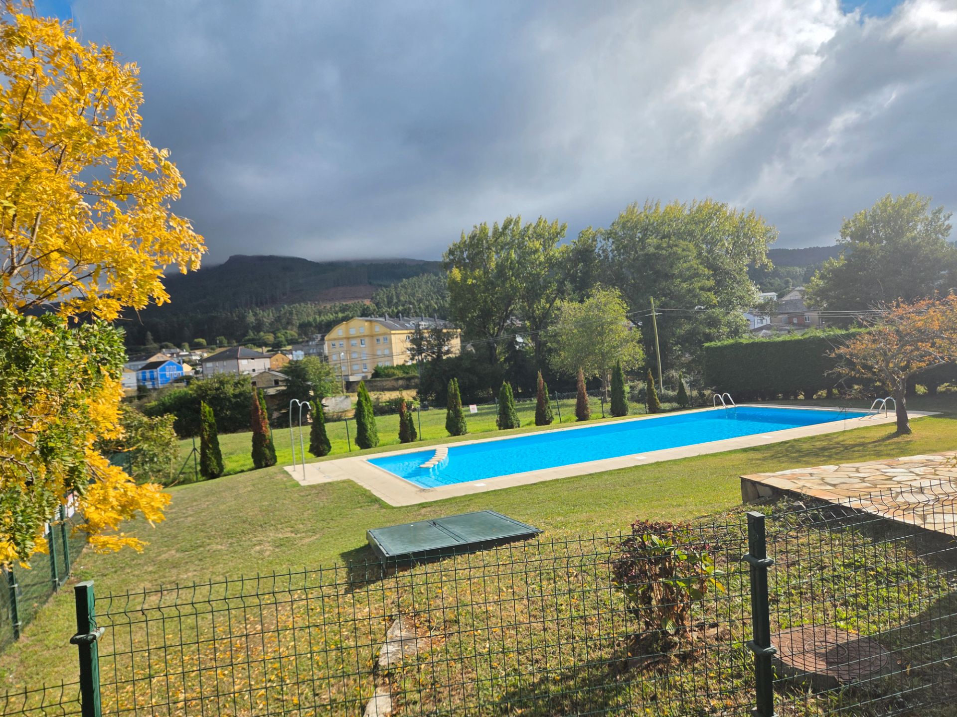 Piscina de Pis en venda en Barreiros amb Calefacció, Terrassa i Traster