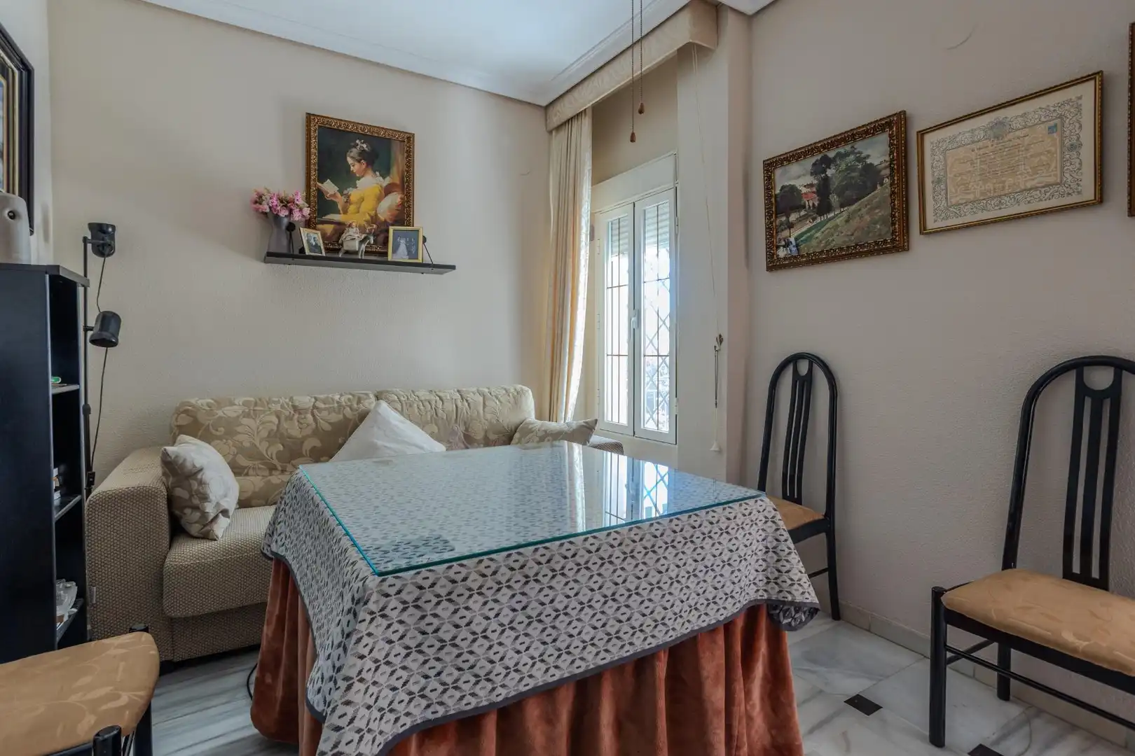 Detached homes for sale in El Brillante -El Naranjo - El Tablero