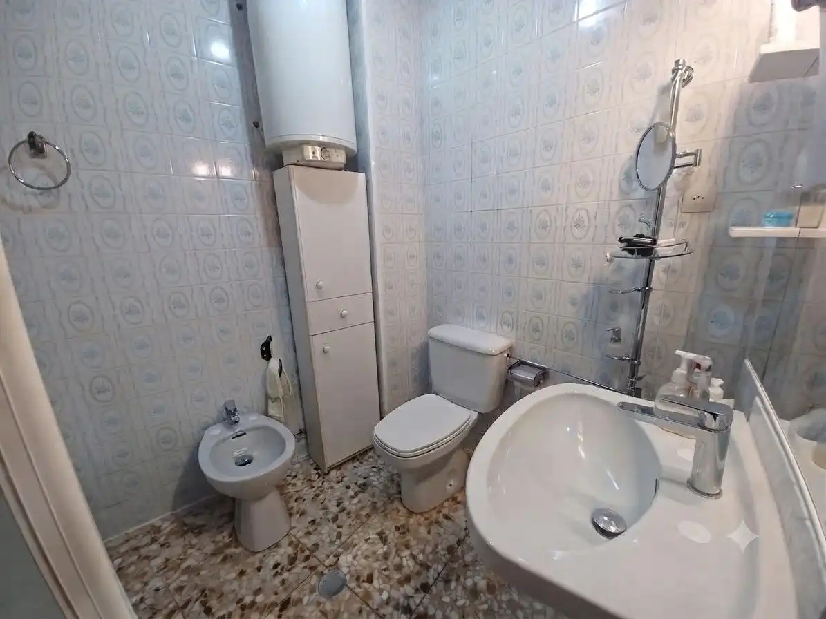 Baño de Piso en venta en La Roda con Aire acondicionado, Calefacción y Trastero