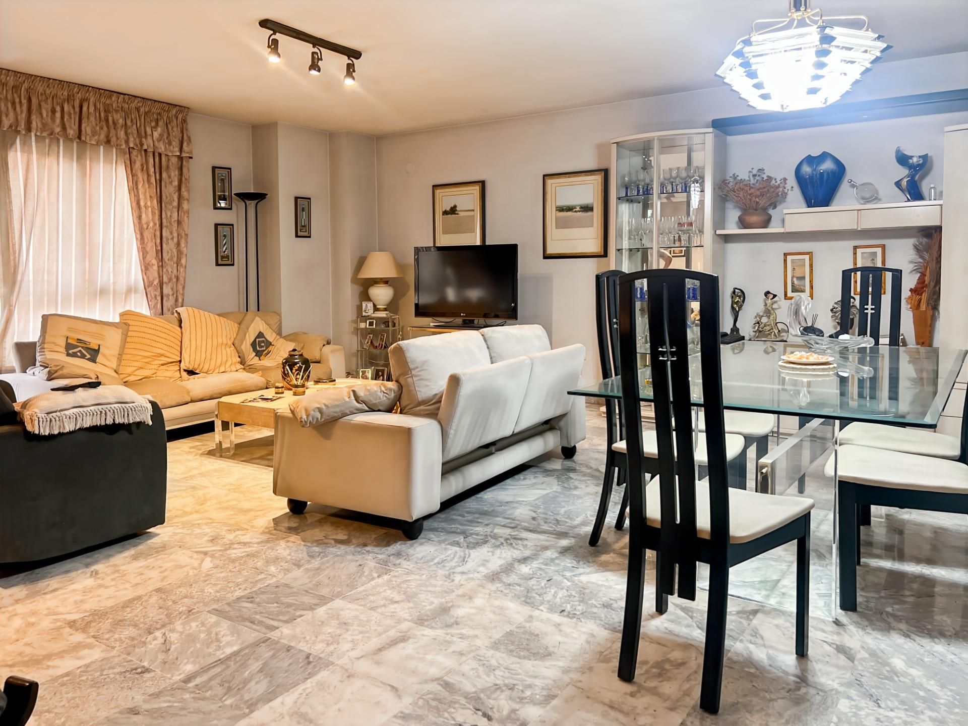 Living room of Flat for sale in Castellón de la Plana / Castelló de la Plana  with Storage room