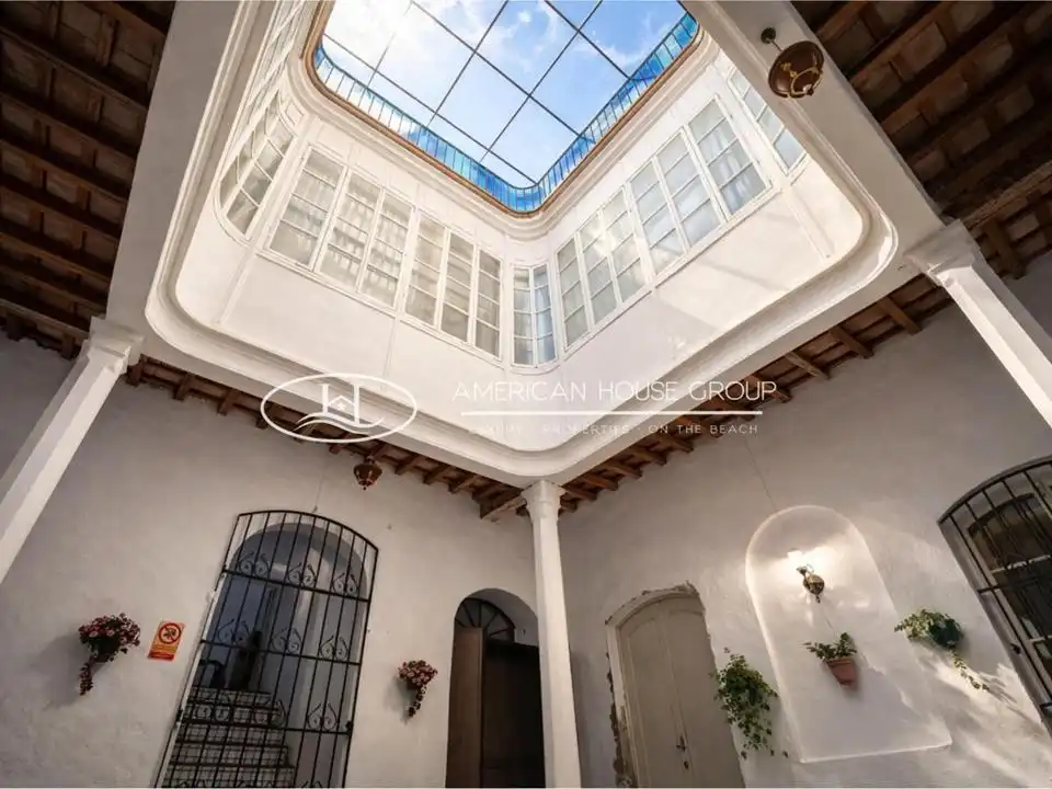 Edificio en venta en Chiclana de la Frontera