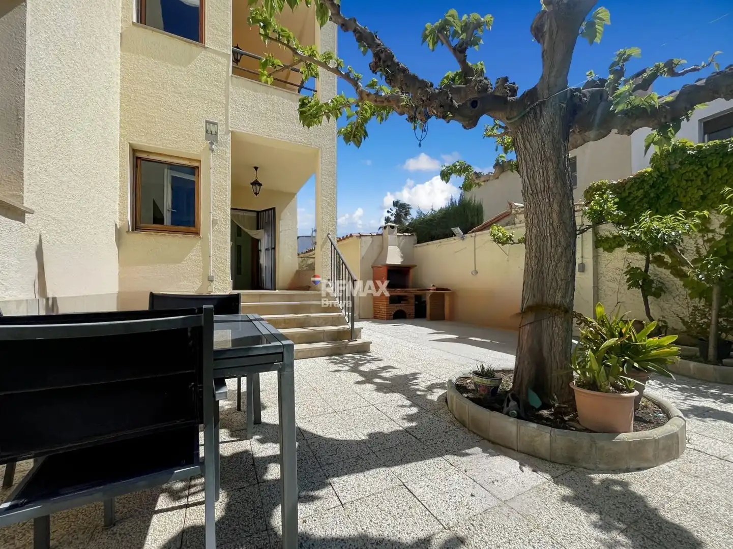 Vista exterior de Casa o xalet en venda en Roses amb Aire condicionat, Calefacció i Jardí privat