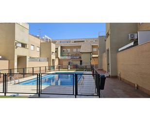 Piscina de Apartament en venda en Badajoz Capital amb Aire condicionat, Terrassa i Piscina comunitària